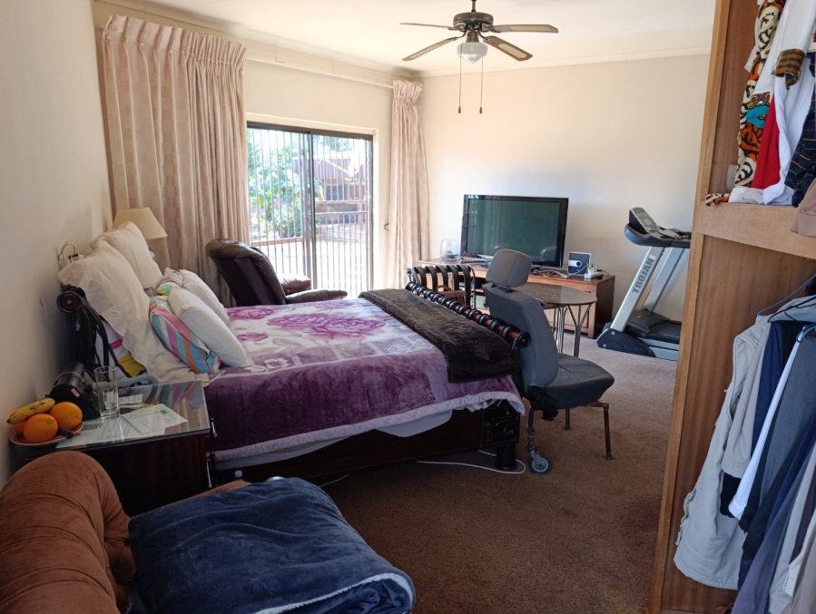 5 Bedroom Property for Sale in Spitskop SH Free State